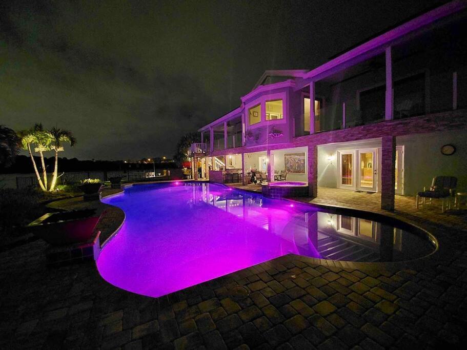 Guest Suite - Waterfront -Pool & Hot Tub- Walk To Beach Clearwater Beach Luaran gambar