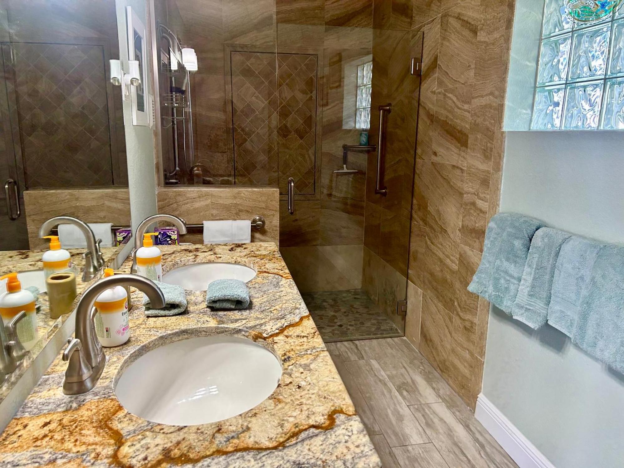 Guest Suite - Waterfront -Pool & Hot Tub- Walk To Beach Clearwater Beach Luaran gambar